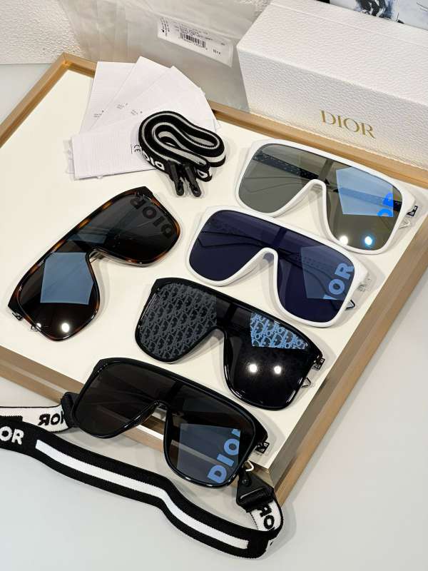 Picture of Dior Sunglasses _SKUfw56678395fw